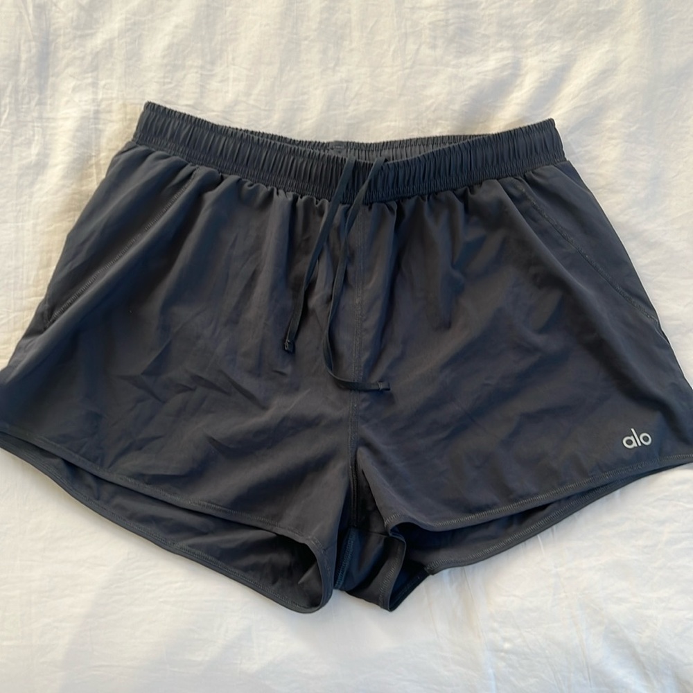 Alo shorts